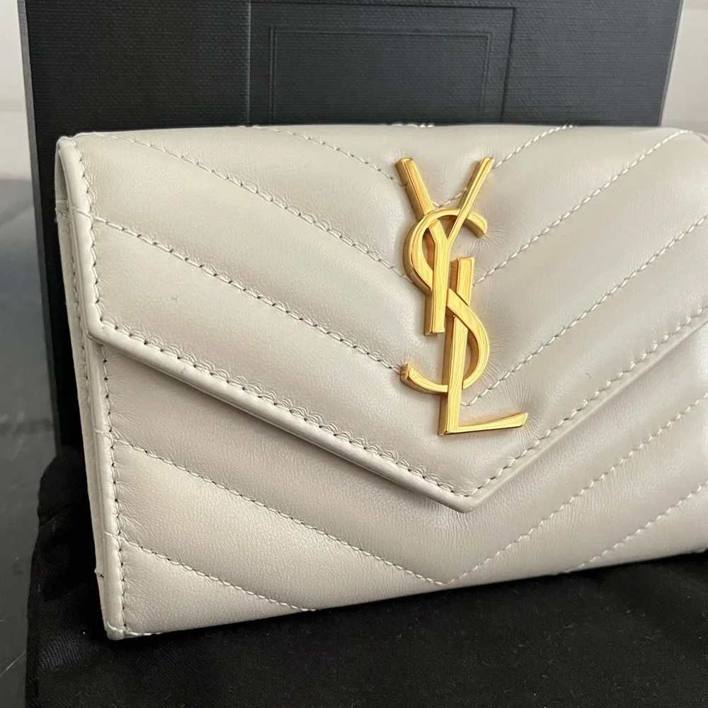 Saint Laurent Quilted Leather Card Holder Wallet - Picture 8 of 16